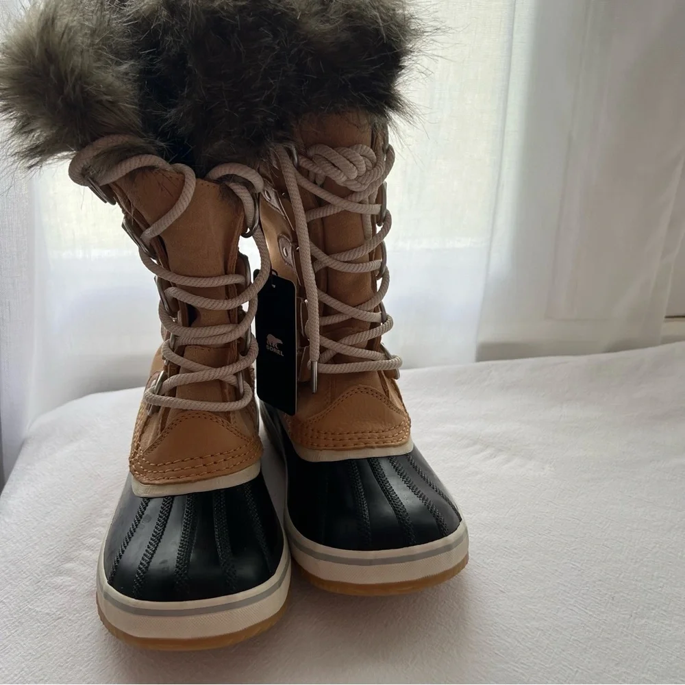 Sorel Joan of Arctic Faux Fur Waterproof Snow Boot in Camel Brown Suede New 6.5